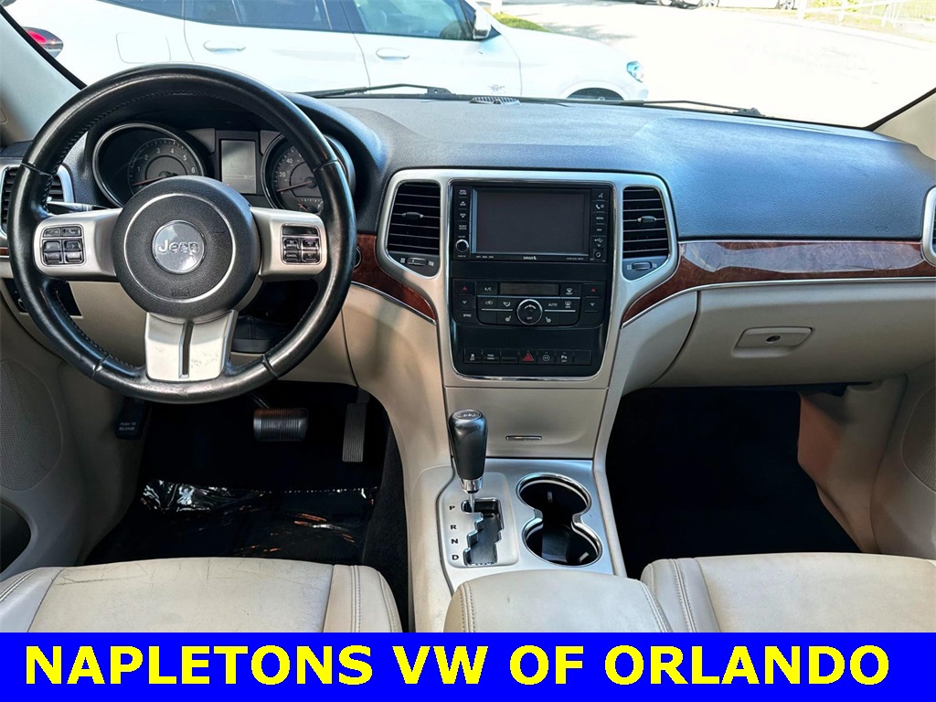 2011 Jeep Grand Cherokee Limited 9