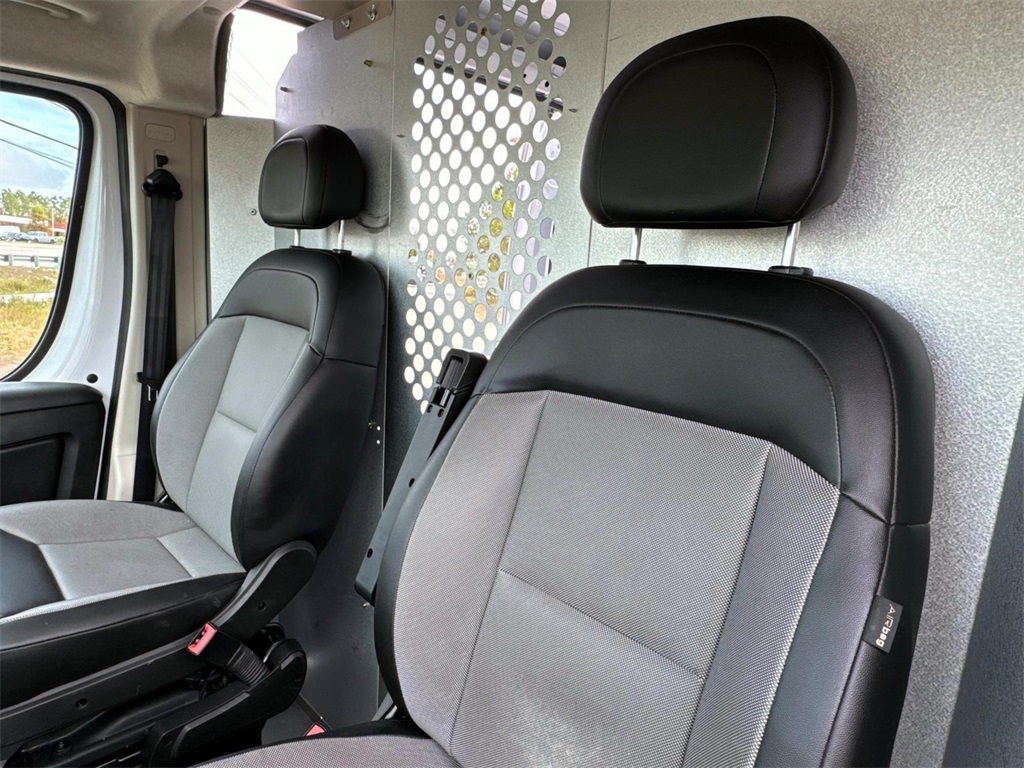 2022 Ram ProMaster 2500 High Roof 12