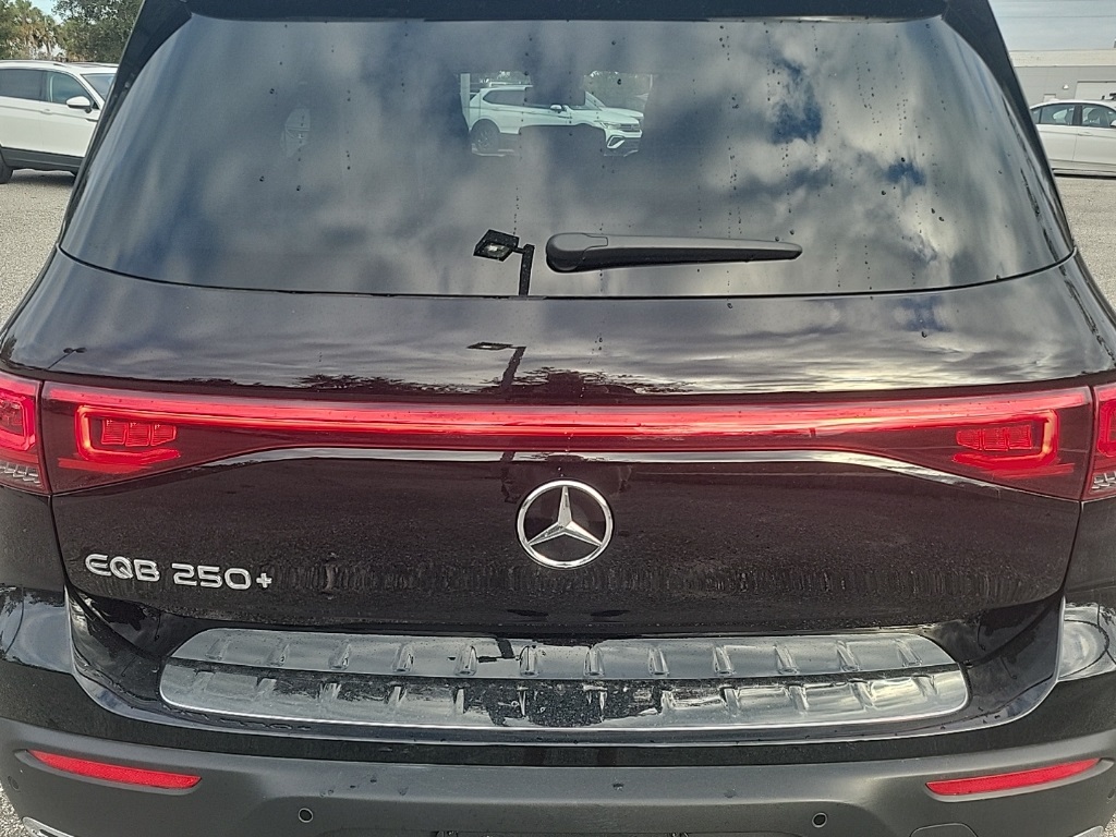 2023 Mercedes-Benz EQB 250+ 6