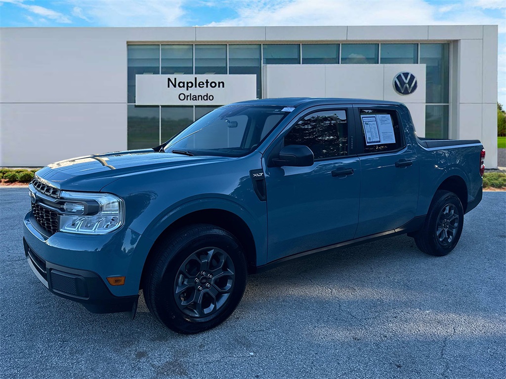 2023 Ford Maverick XLT 1