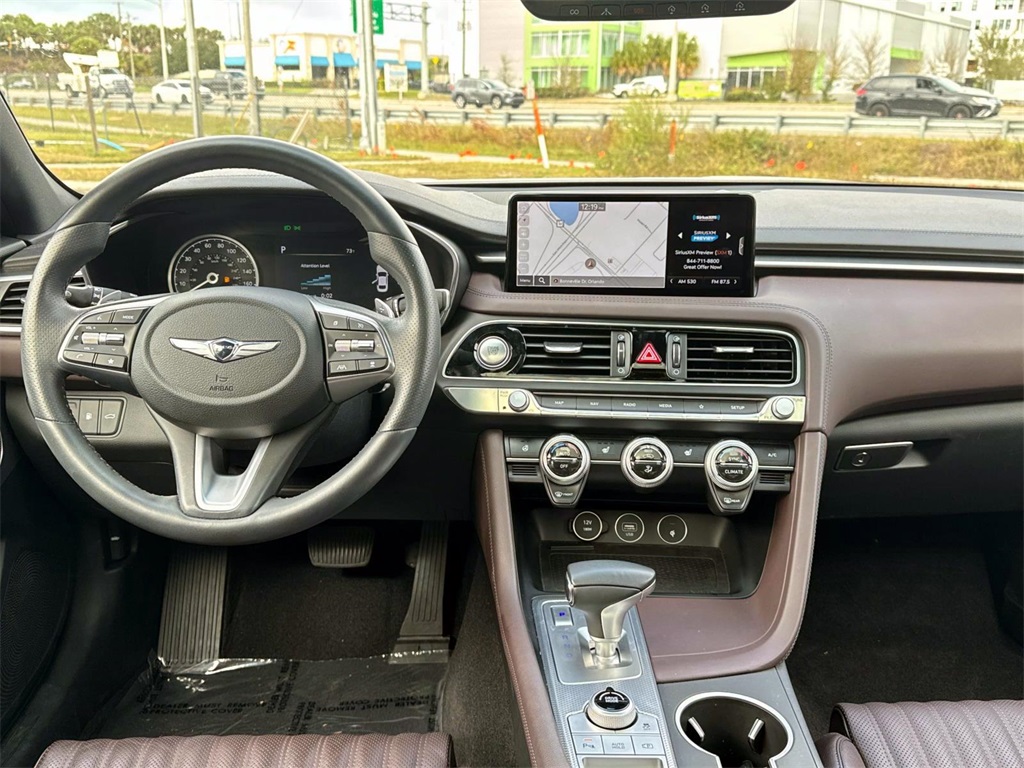 2022 Genesis G70 2.0T 11