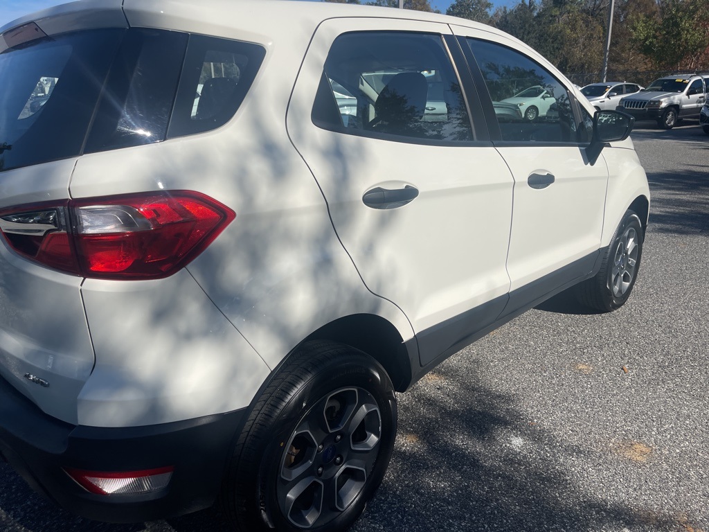 2022 Ford EcoSport S 5