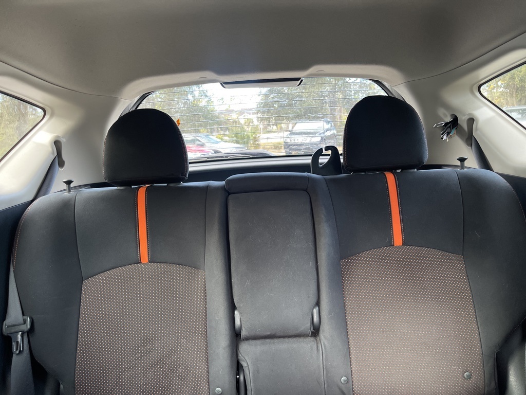 2016 Nissan Versa Note SR 21