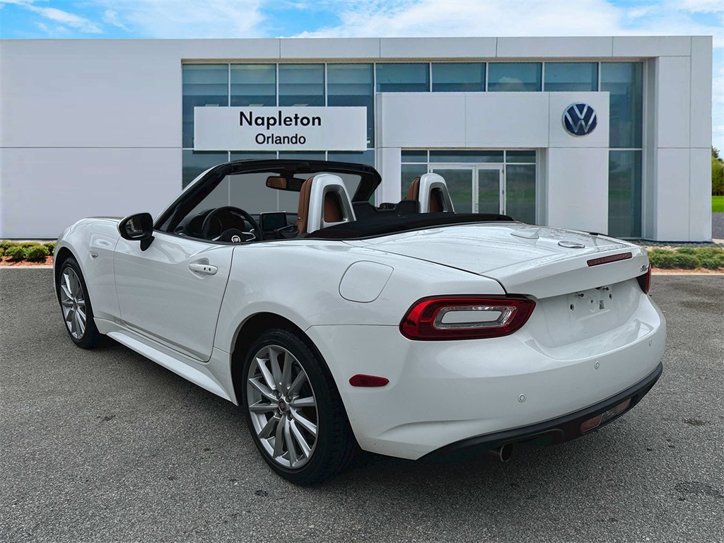 2020 Fiat 124 Spider Lusso 6