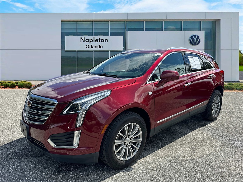 2017 Cadillac XT5 Luxury 1