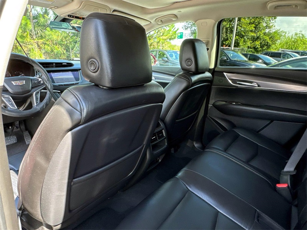 2017 Cadillac XT5 Luxury 19