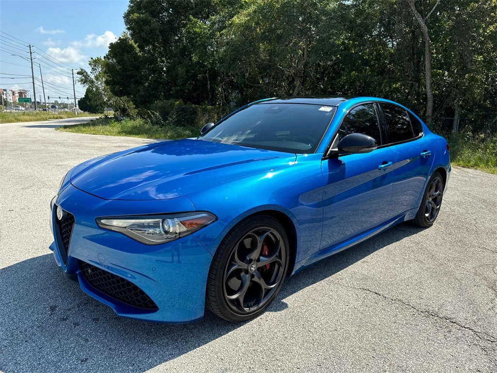 2021 Alfa Romeo Giulia Ti Sport 1