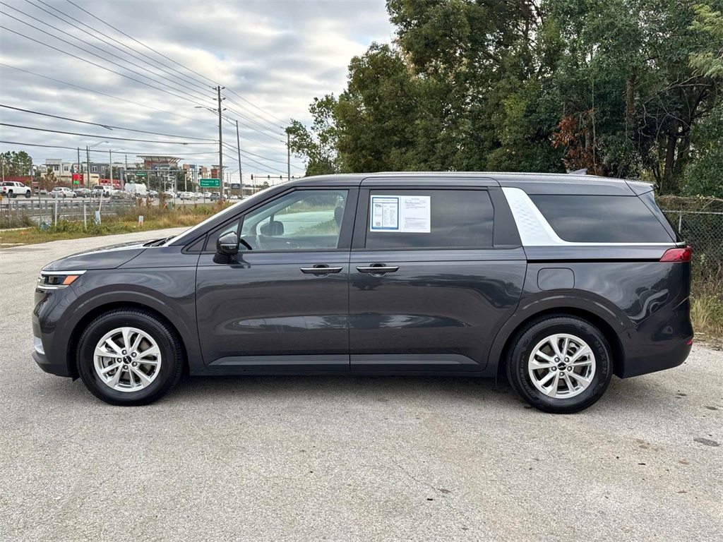 2023 Kia Carnival LX 4