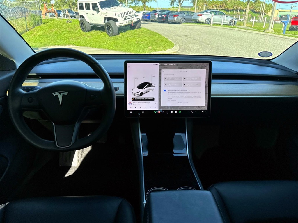 2019 Tesla Model 3 Standard Range Plus 8