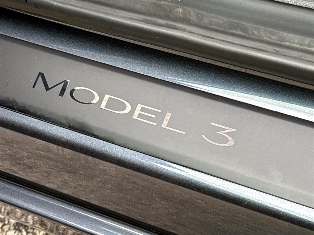 2023 Tesla Model 3 Base 16