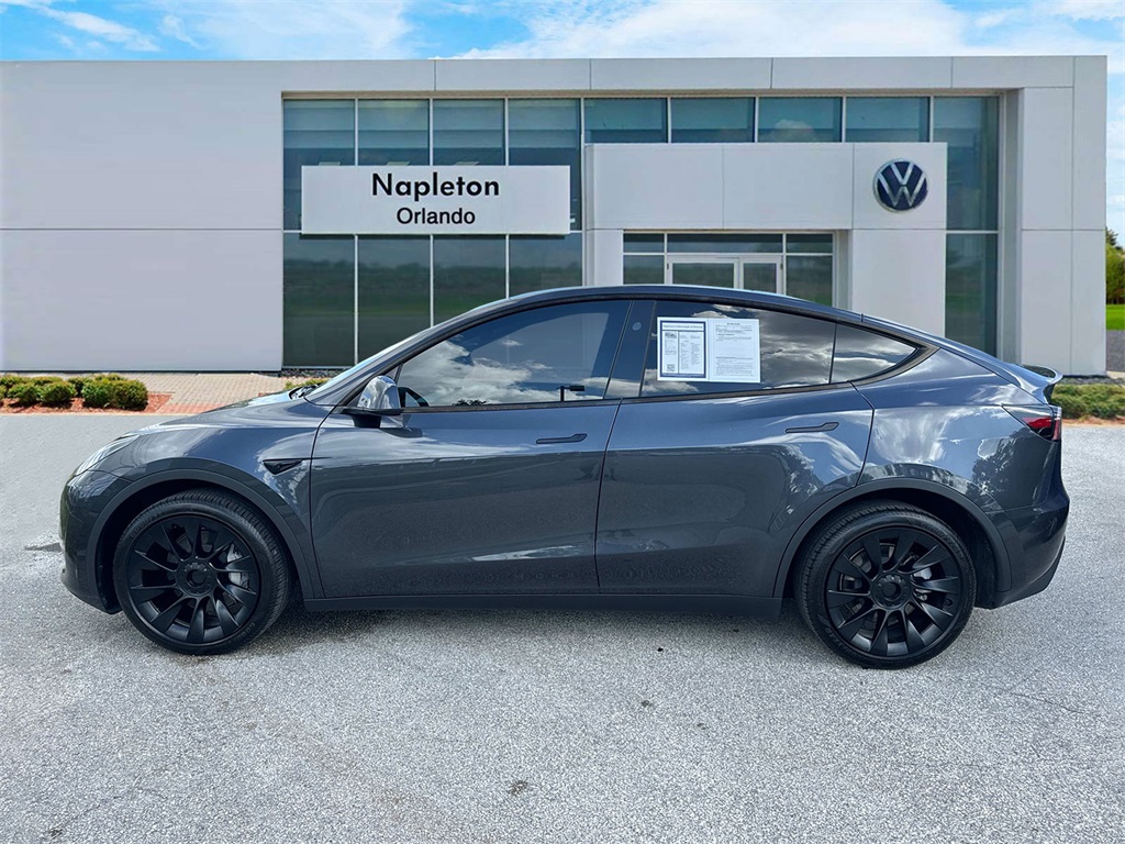 2024 Tesla Model Y Long Range 4