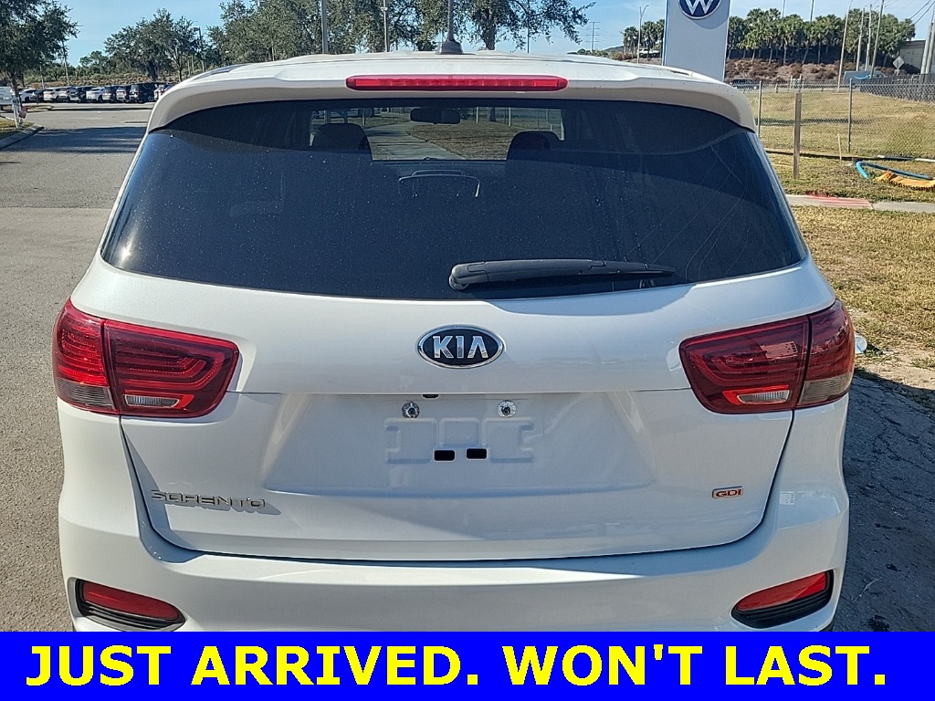 2020 Kia Sorento LX 5