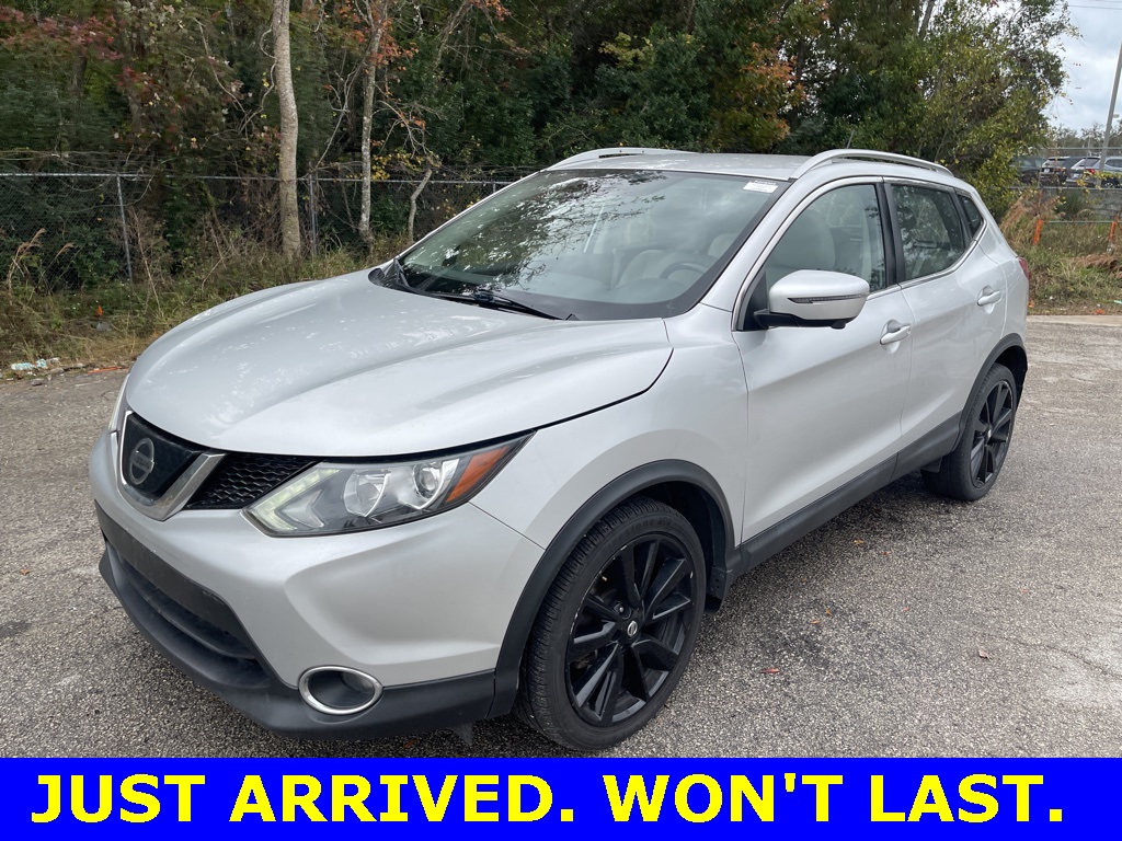 2019 Nissan Rogue Sport SL 1