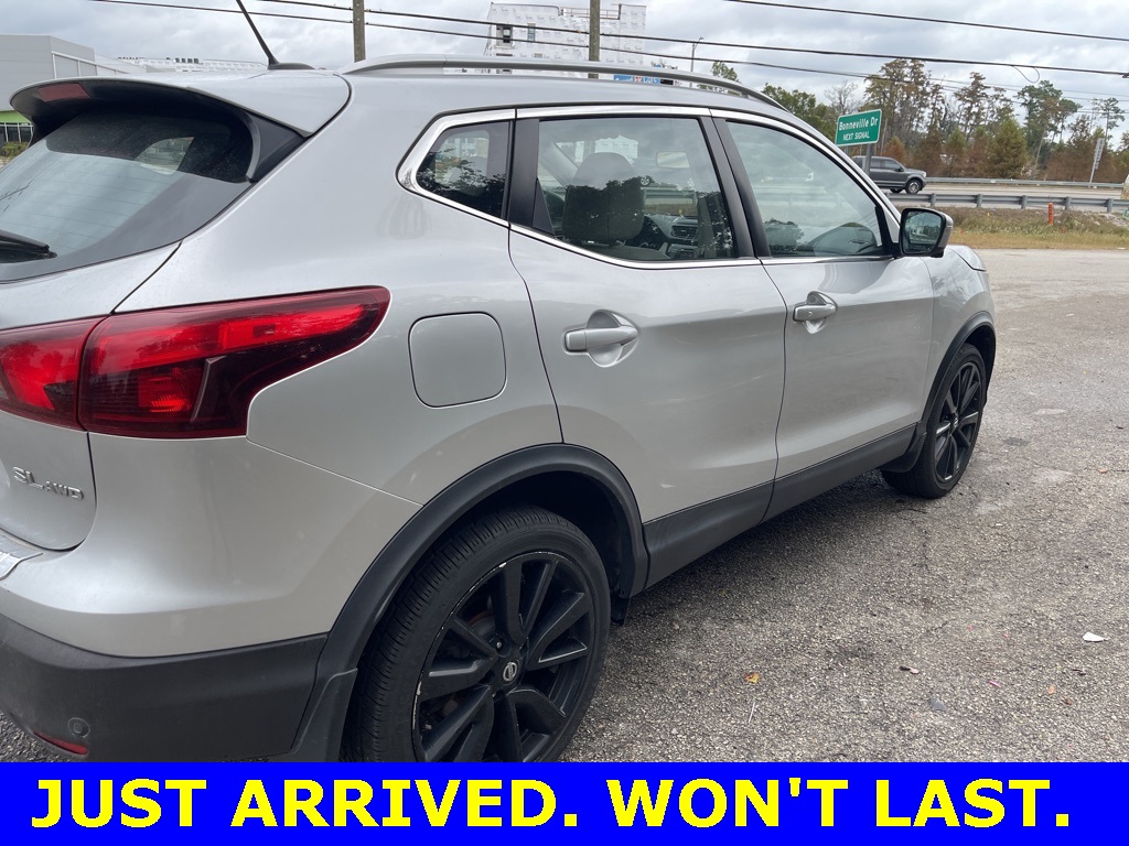 2019 Nissan Rogue Sport SL 3