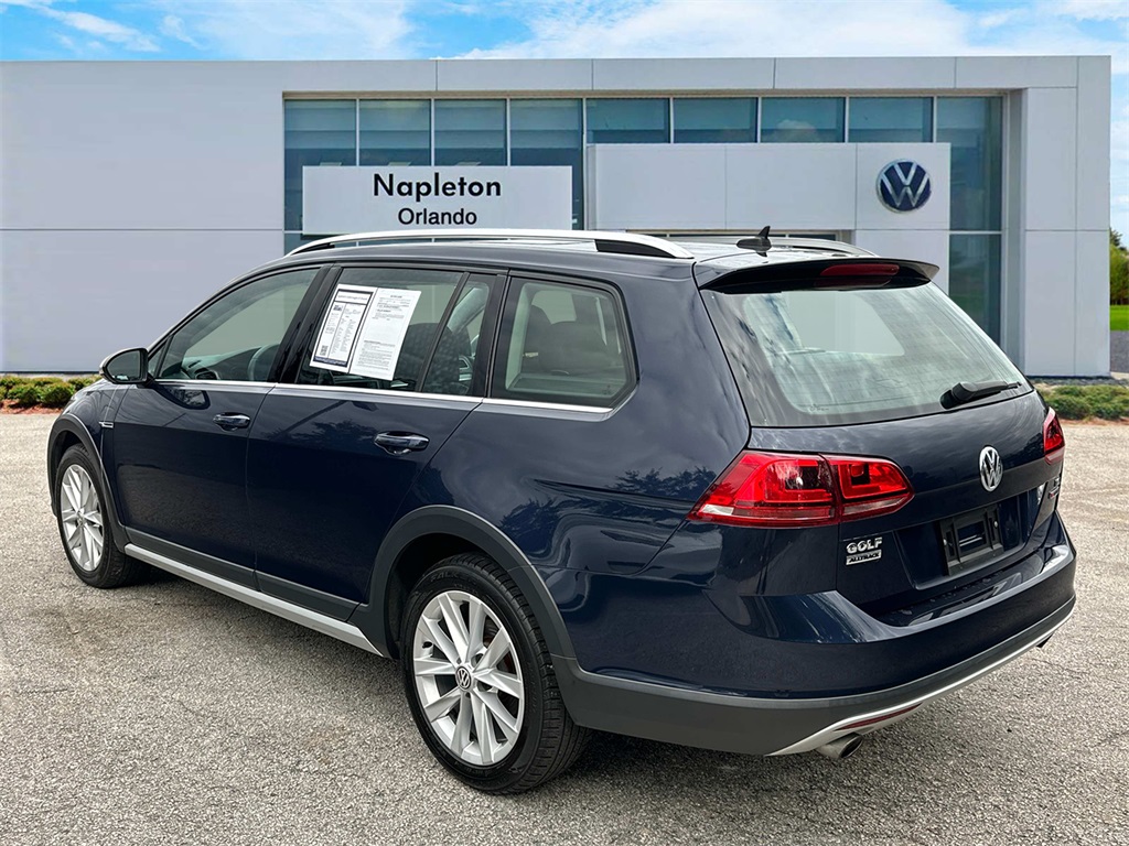 2017 Volkswagen Golf Alltrack TSI SE 4