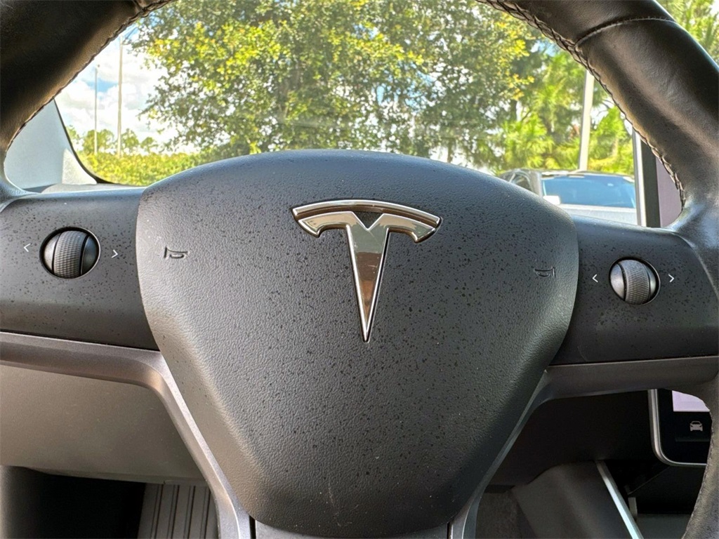 2018 Tesla Model 3 Long Range 9