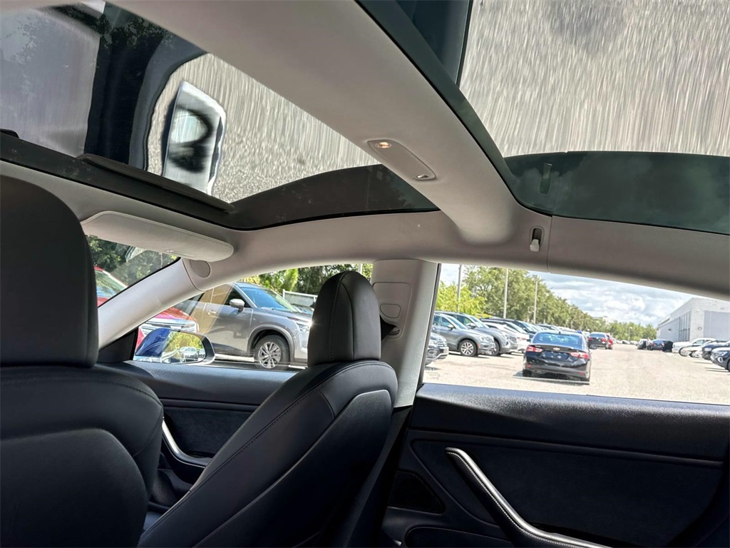 2018 Tesla Model 3 Long Range 17
