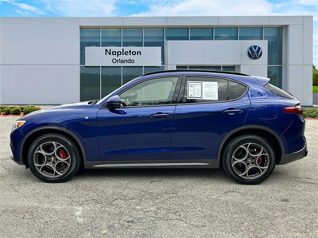 2022 Alfa Romeo Stelvio Ti 4