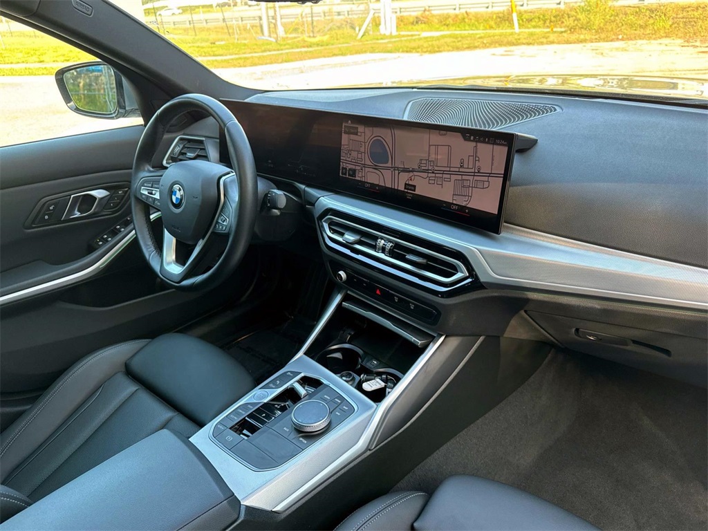 2024 BMW 3 Series 330i 23