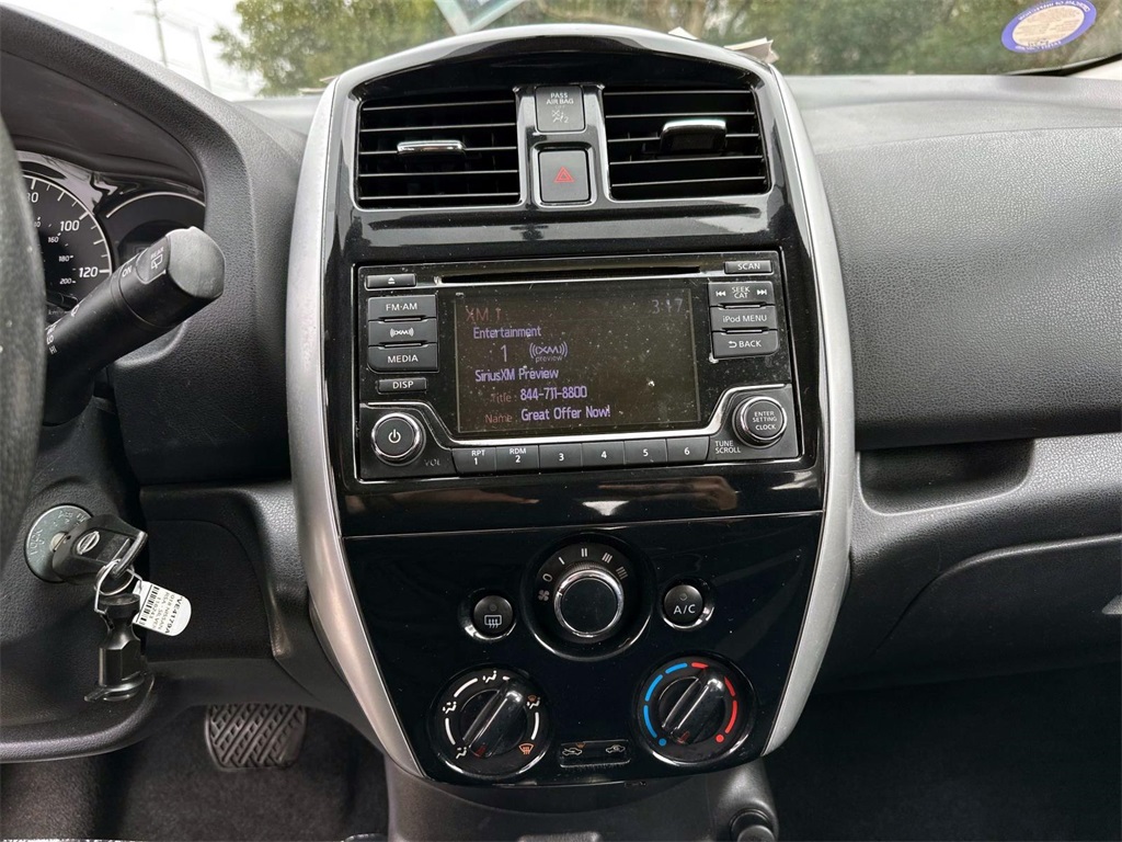 2018 Nissan Versa Note SV 18