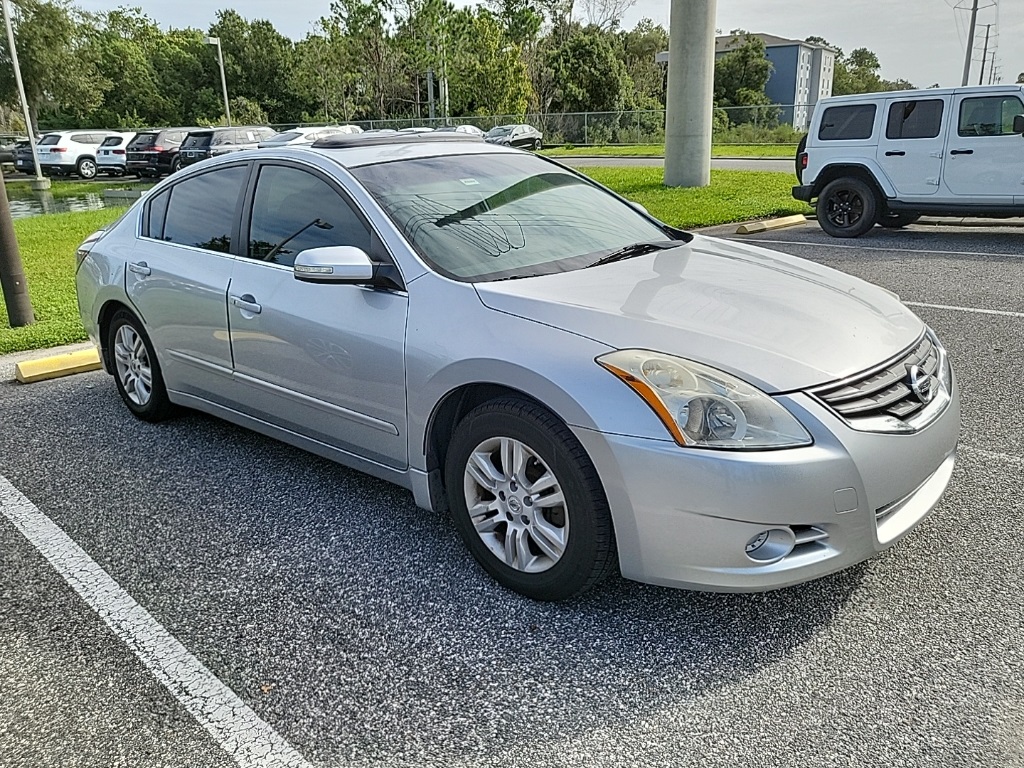 2012 Nissan Altima 2.5 S 13