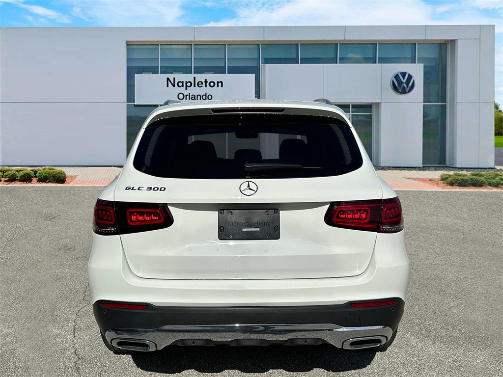 2022 Mercedes-Benz GLC GLC 300 7