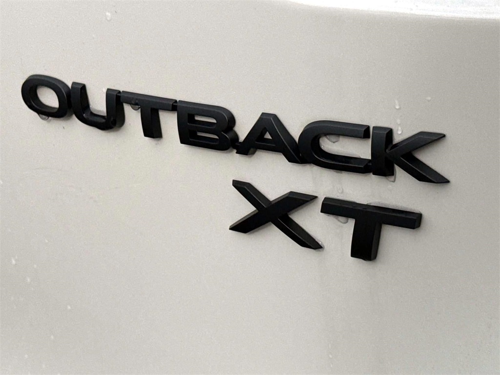 2024 Subaru Outback Onyx Edition XT 8