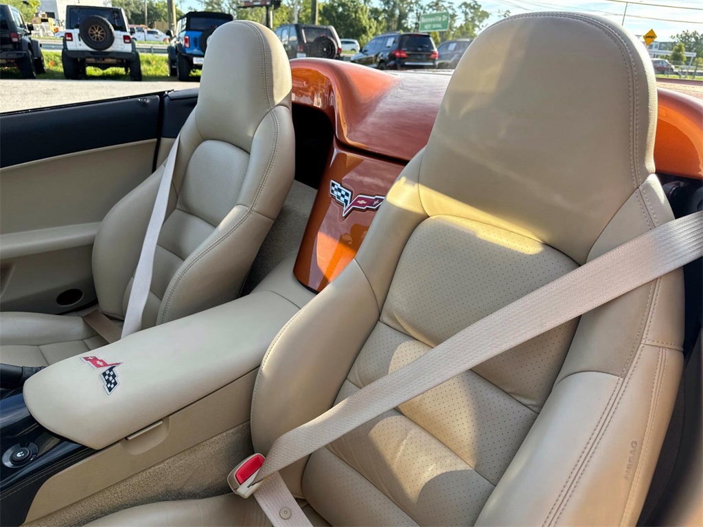 2008 Chevrolet Corvette Indy 500 Pace Car Replica 15