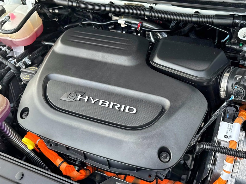 2022 Chrysler Pacifica Hybrid Limited 8