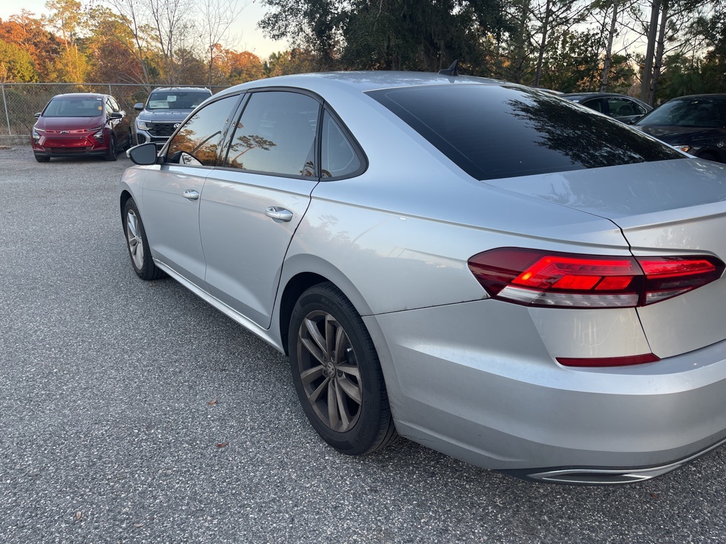 2021 Volkswagen Passat 2.0T S 4