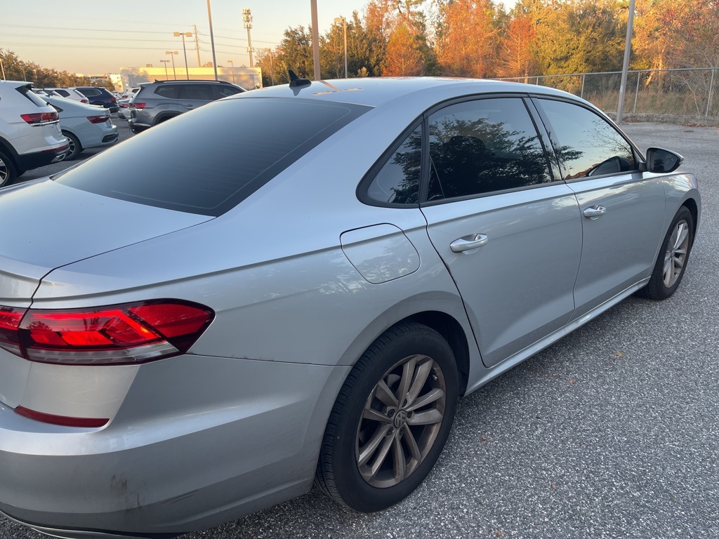 2021 Volkswagen Passat 2.0T S 6