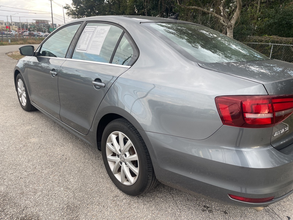 2017 Volkswagen Jetta 1.4T SE 5