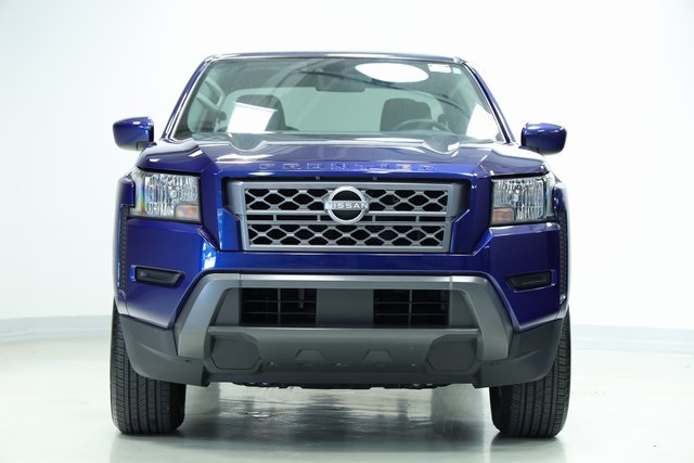 2023 Nissan Frontier SV 2