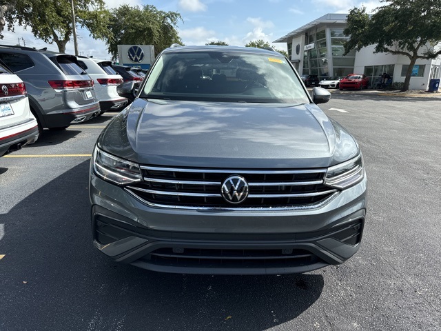 2023 Volkswagen Tiguan 2.0T SE 2