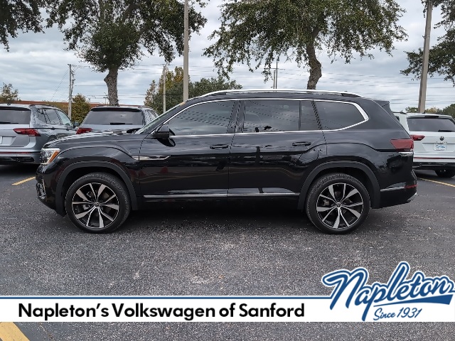 2024 Volkswagen Atlas 2.0T SEL Premium R-Line 3