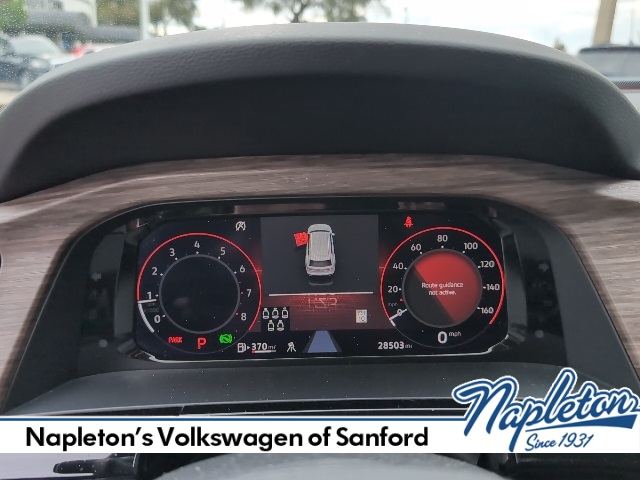 2024 Volkswagen Atlas 2.0T SEL Premium R-Line 10