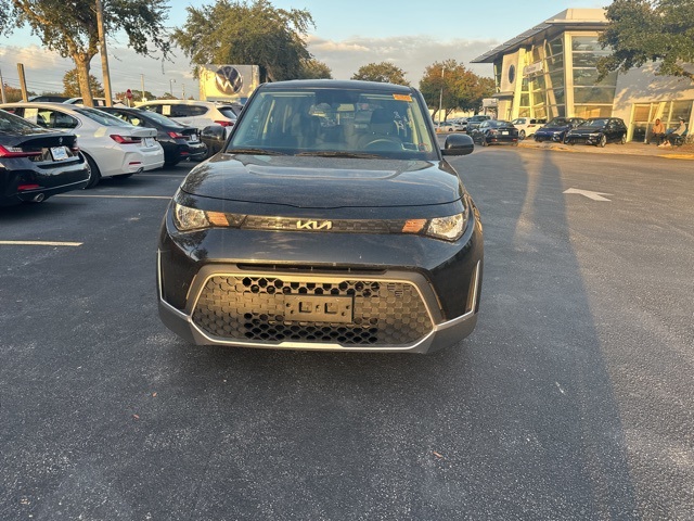 2023 Kia Soul LX 2