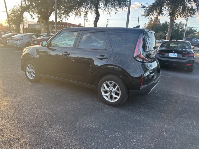 2023 Kia Soul LX 4