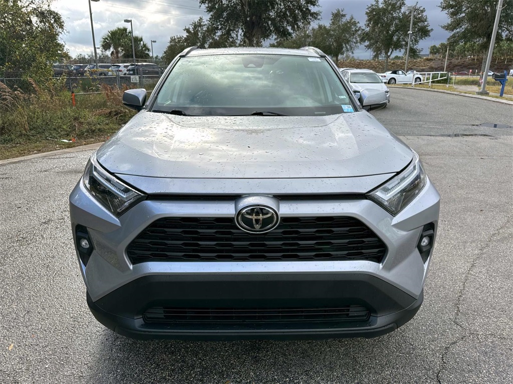 2022 Toyota RAV4 XLE Premium 3