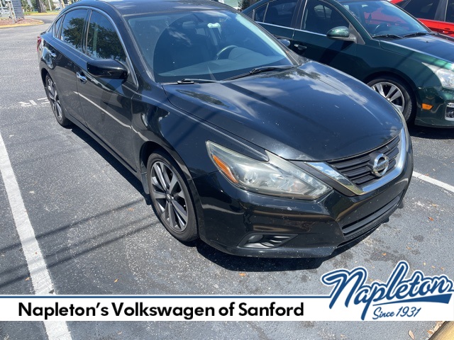 2016 Nissan Altima 2.5 SR 4