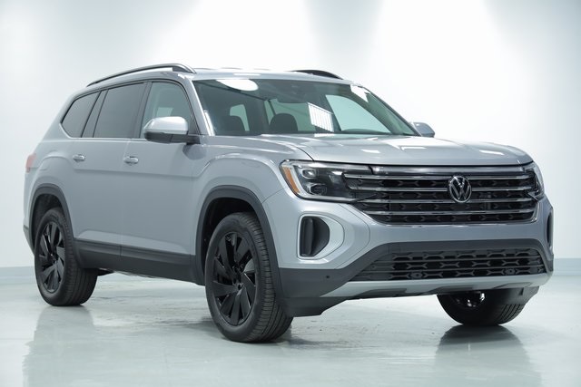 2024 Volkswagen Atlas 2.0T SE w/Technology 3