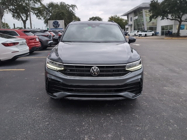 2024 Volkswagen Tiguan 2.0T SE R-Line Black 2