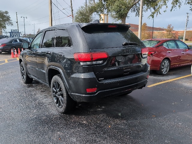 2019 Jeep Grand Cherokee Altitude 4