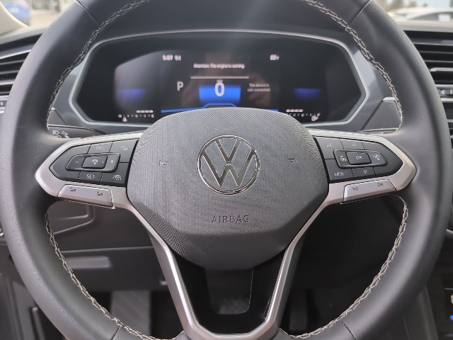 2024 Volkswagen Tiguan 2.0T SE 9