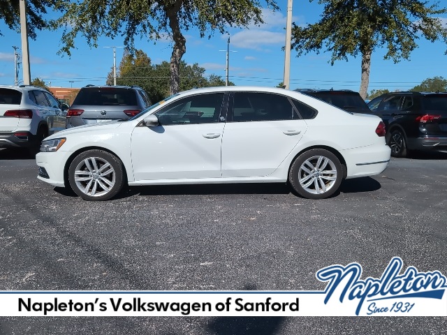 2019 Volkswagen Passat 2.0T Wolfsburg 3