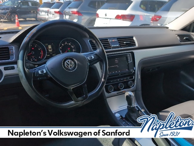 2019 Volkswagen Passat 2.0T Wolfsburg 7