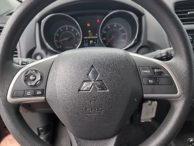 2023 Mitsubishi Outlander Sport 2.0 ES 9