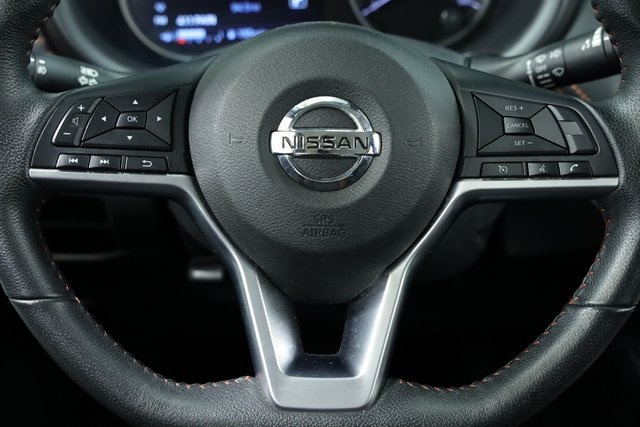 2020 Nissan Kicks SR 11