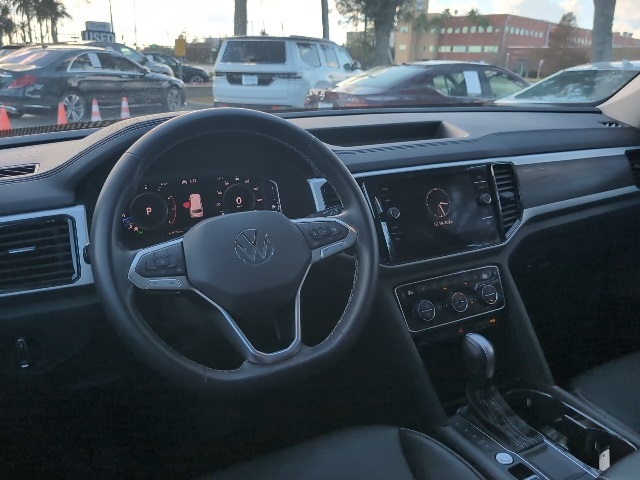 2022 Volkswagen Atlas 3.6L V6 SE w/Technology 7