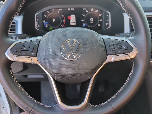 2022 Volkswagen Atlas 3.6L V6 SE w/Technology 9